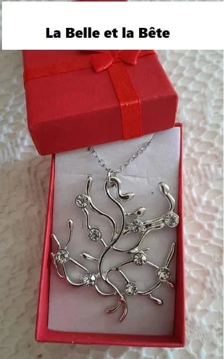 Collier "Arbre de vie" de Belle, du film Disney La Belle et la Bête